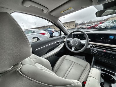 2025 Hyundai Sonata Hybrid Limited